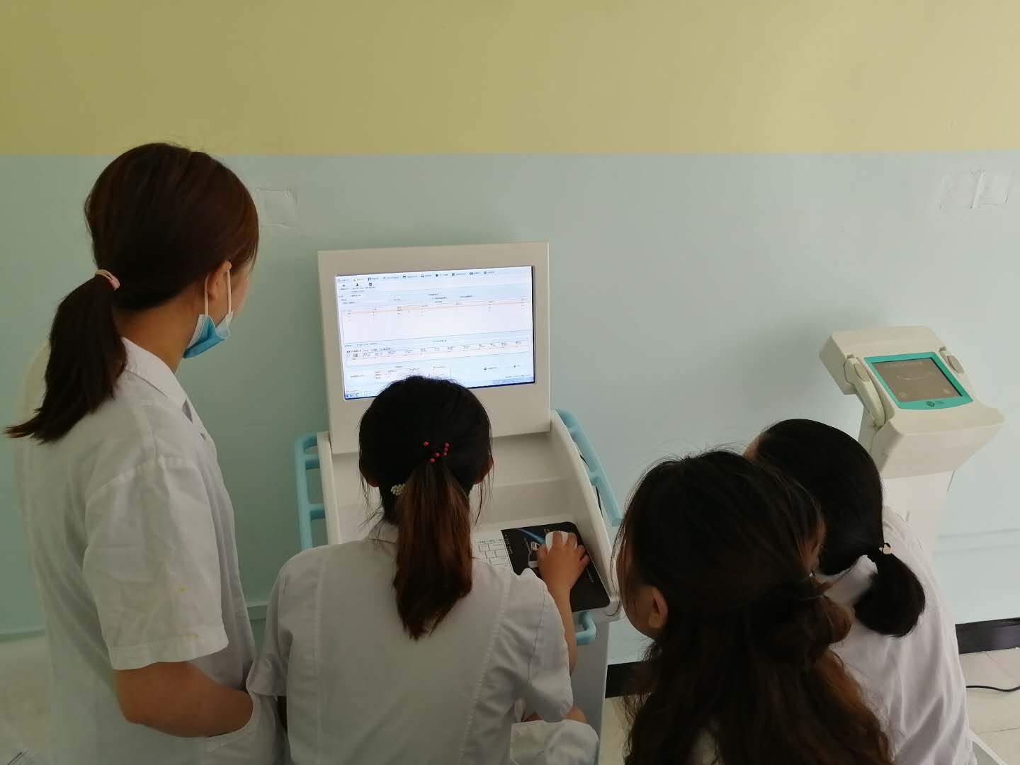 湖北省咸宁市通山县妇幼保健院SD-22Y儿童膳食营养评估系统